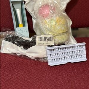 Black and White Bow Headband
